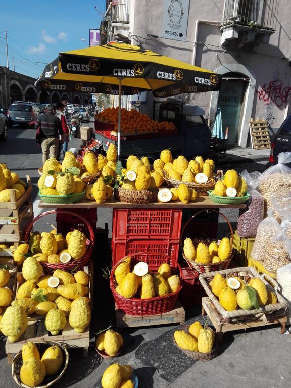 Monovano Centro Storico Katanya Dış mekan fotoğraf